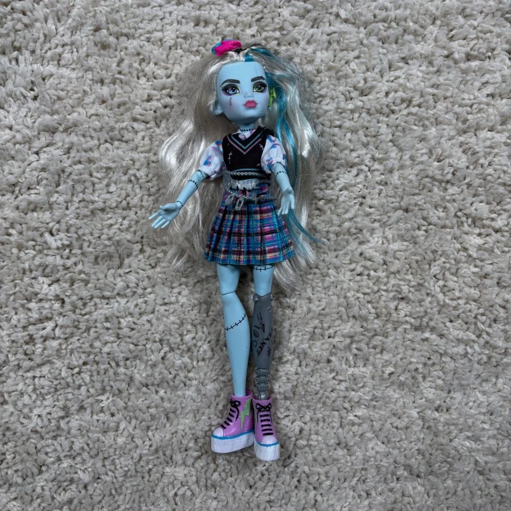 Monster High Frankie Stein Doll Blue‎ White Hair Plaid Skirt Shoes